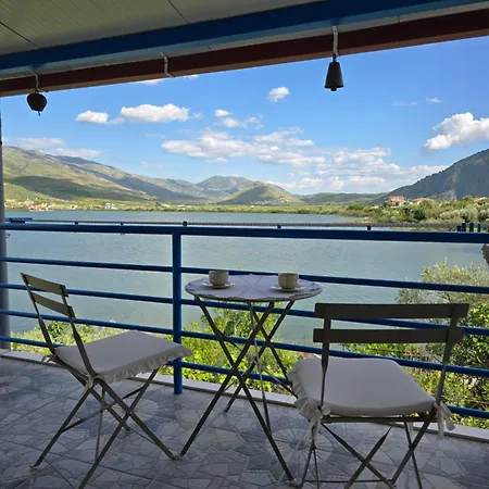 Daire Lake View Loft 5