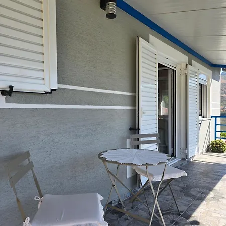 Lake View Loft 5 Daire